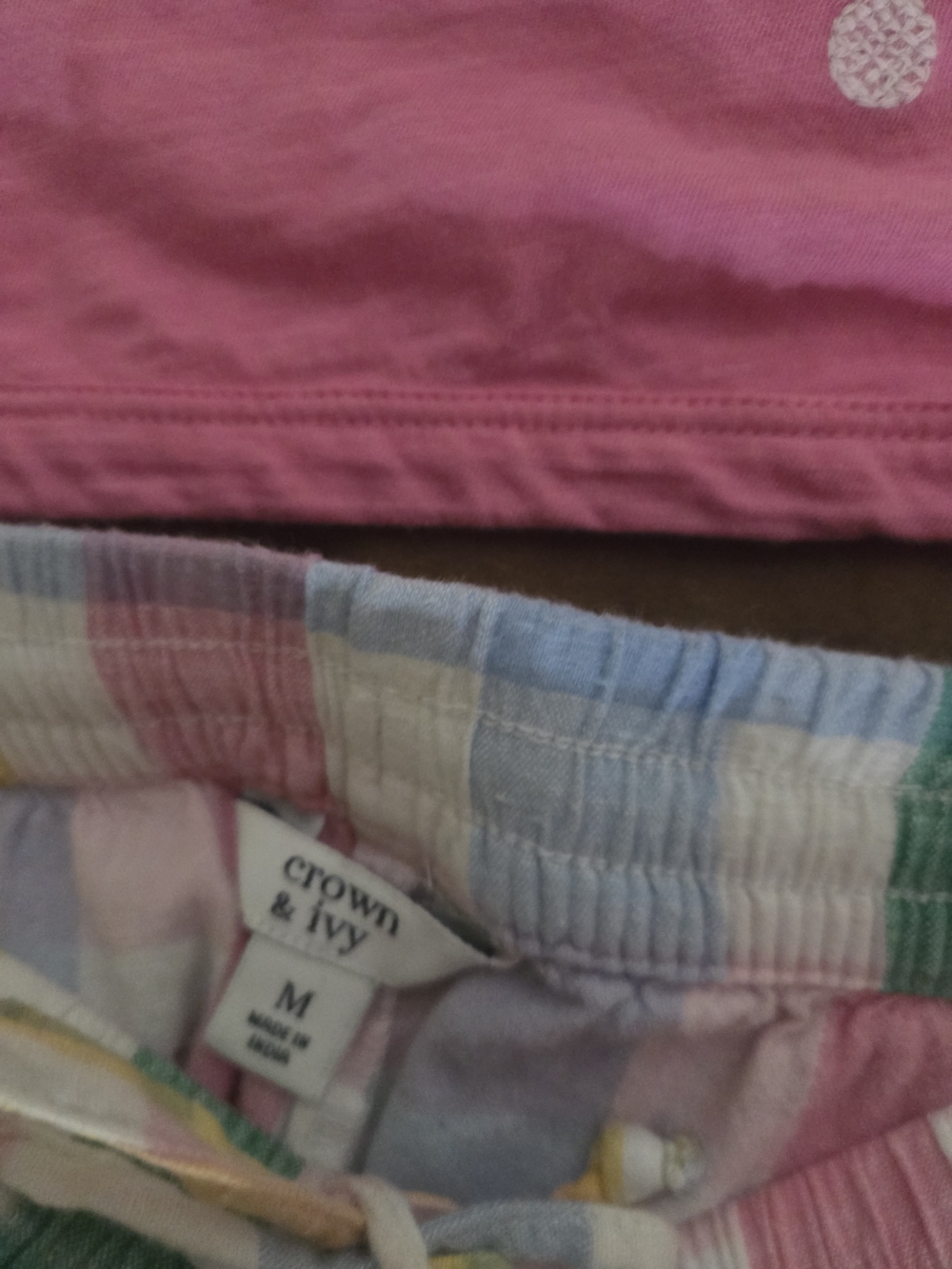 crown & ivy Pink Ruffle Sleeve Top with Multicolor Plaid Shorts - Picture 3 of 7